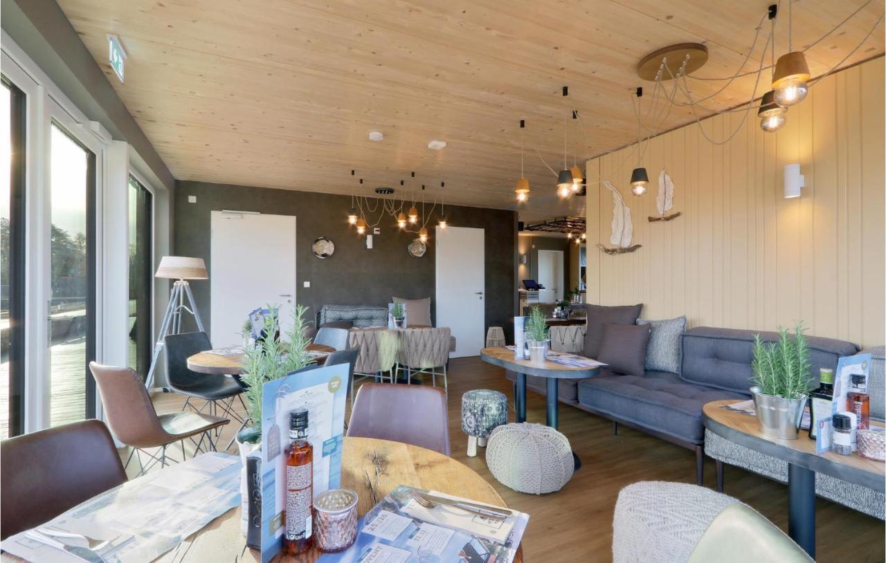 Nice Home In Lembruch-Duemmer See With Sauna Exteriör bild